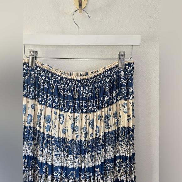 Wrangler Prairie Rose Collection Floral Pattern Pleated Maxi Skirt - Picture 2 of 9